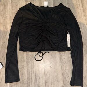 Black Ruched Long Sleeve Crop Top